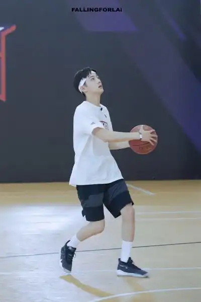 篮球boy—-赖冠霖