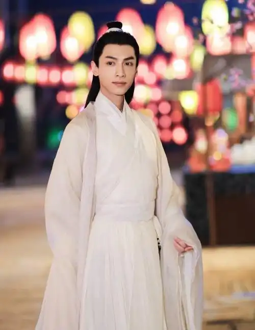 穿古装最有古风的男明星罗云熙美帅胡歌痞帅他帅到没朋友