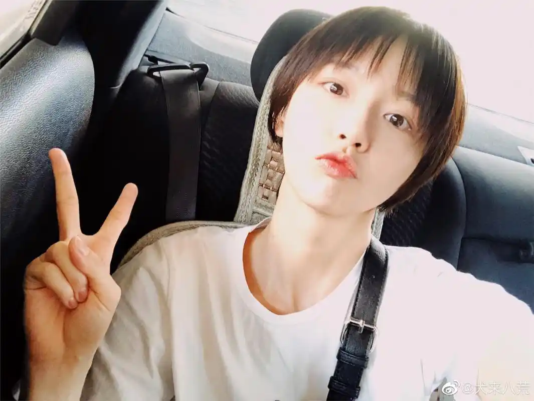 《爱情公寓5》诸葛大力的扮演者成果生活照,网友"张伟,拔刀吧"