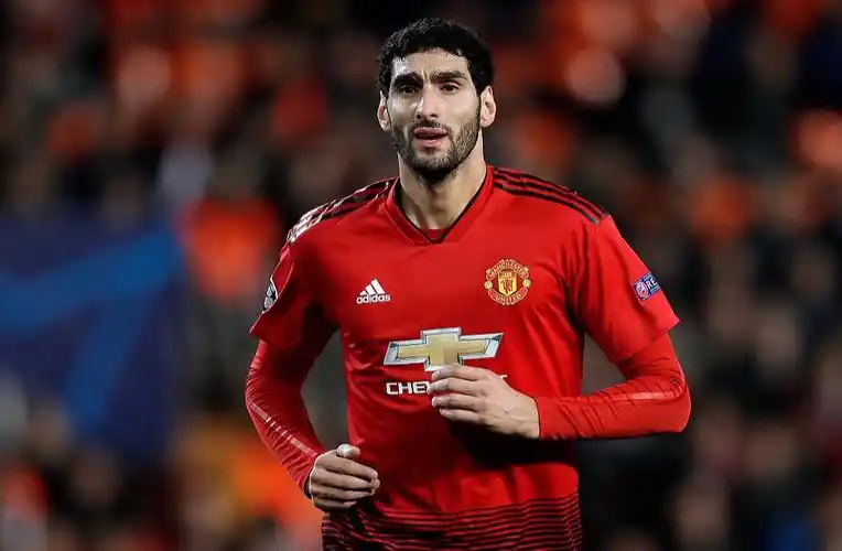 鲁媒:佩莱降薪续约 费莱尼自掏腰包弥补转会费差价