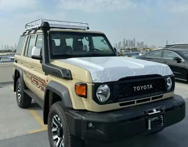 丰田越野风向标40升v6引擎三把锁四驱全新陆巡lc来啦