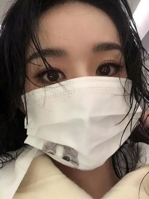 赵丽颖简介个人资料(35岁赵丽颖晒新年湿发照!