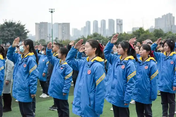 开学瞭望八中金溪中学立志传承重庆八中的光荣与梦想