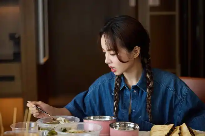 #蔡依林温州美食吃播上线##蔡依林温州必吃糯米饭咸