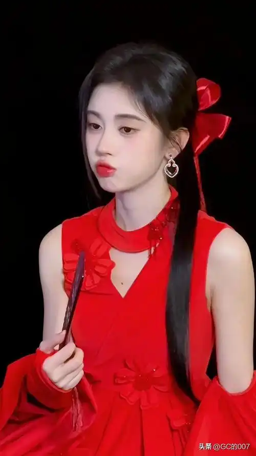 明星图片鞠婧祎