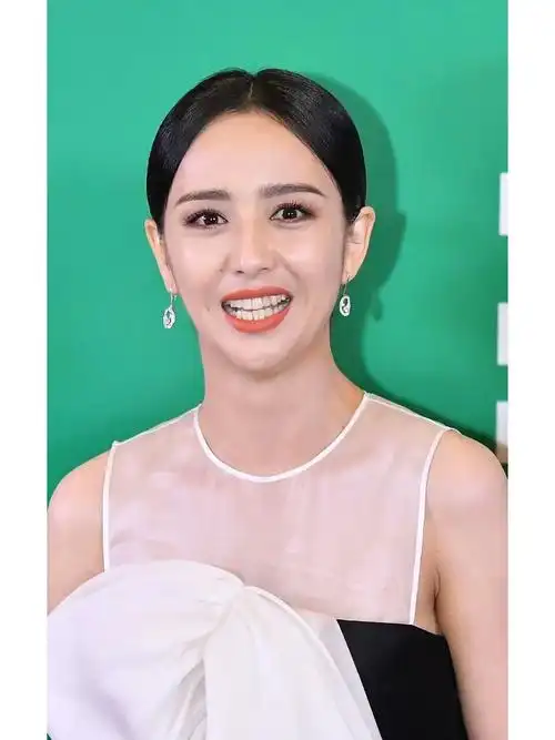 佟丽娅高清无修生图