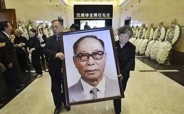 哥哥是皇帝,奶奶是慈禧,他却低调活到2015年_溥仪_日本_父亲