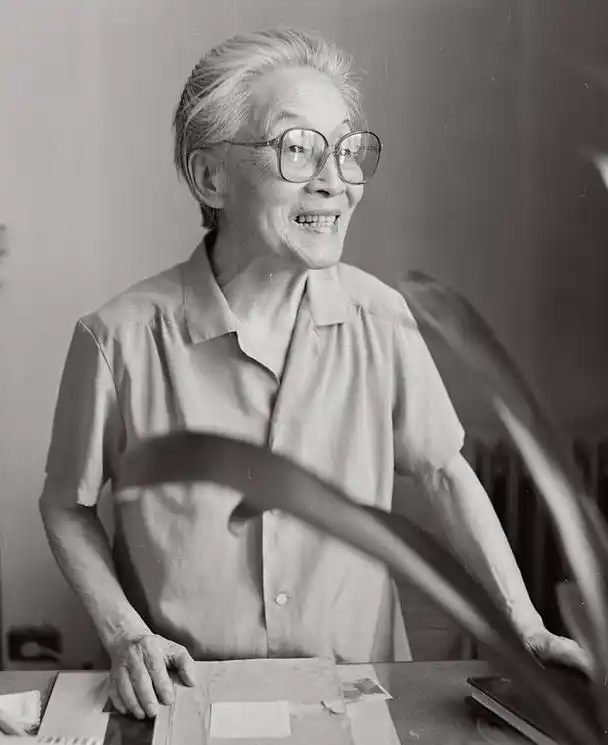 杨绛晚年故友到家拜访,临走时杨绛说了一句话老友当场窘迫万分,从此再