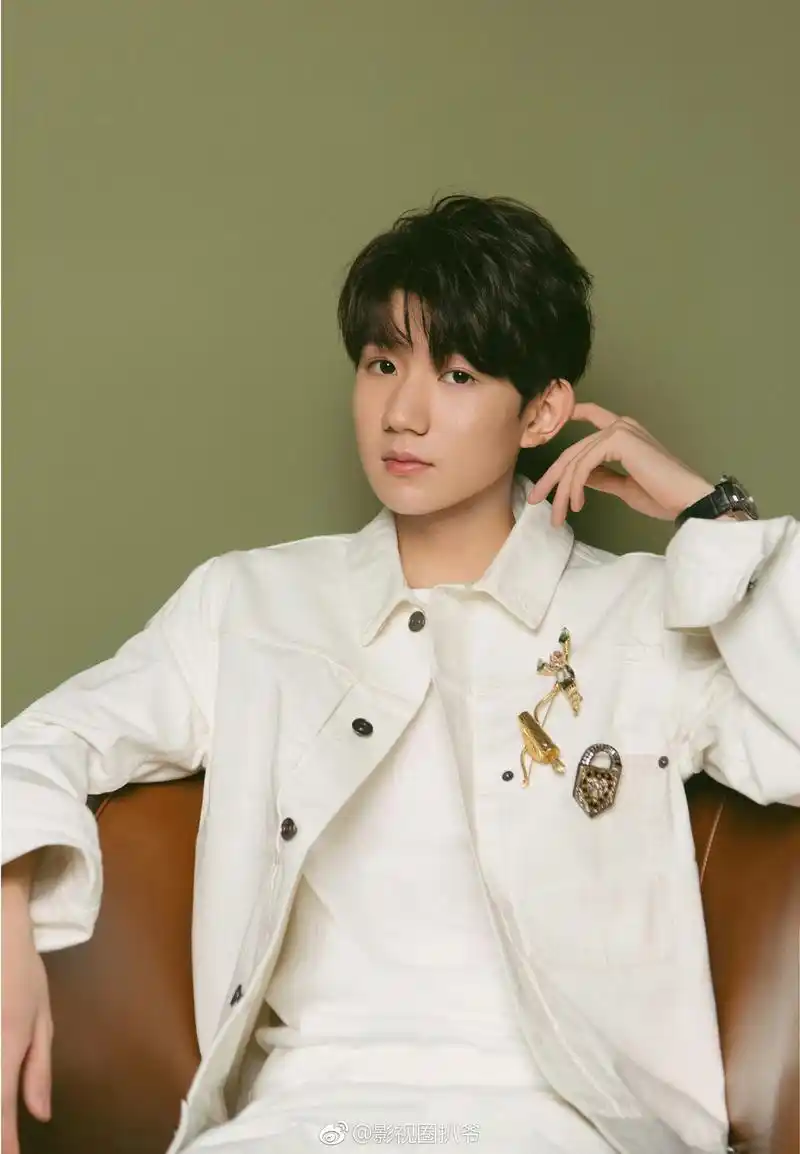 王源 周榜冠军恭喜王源原创歌曲《因为遇见你2018版》登顶音悦v榜周