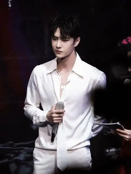 很喜欢09散落的华服堪称绝爽91原来我啵啵喜欢这样的调调#王一博