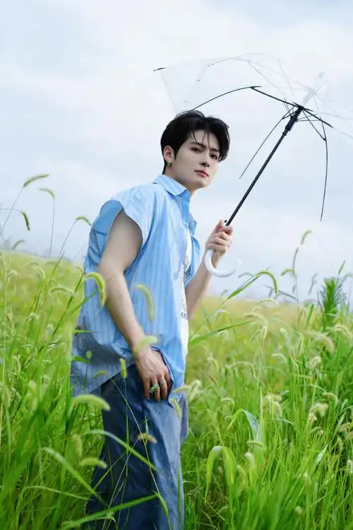 力丸野生打歌舞台