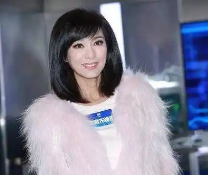 大型翻车现场啊!_温碧霞_王菲_照片