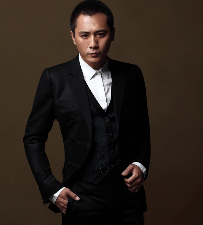 刘烨的高清帅照合集,图1硬朗帅气,图2干净清爽,我最喜欢图5