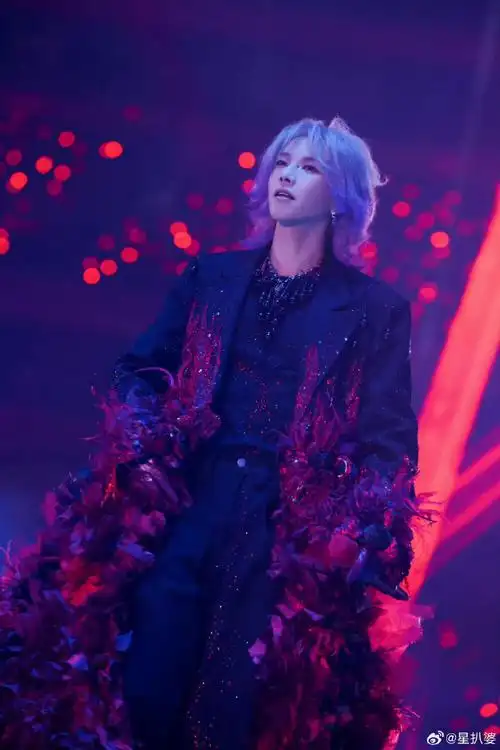 华晨宇官宣湖南卫视跨年晚会#华晨宇确定出席湖南卫视跨年演唱会这