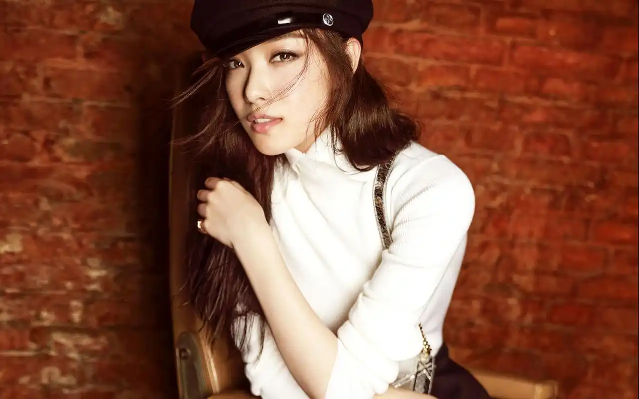 倪妮时尚性感写真图片桌面壁纸