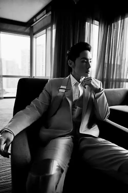 van ness吴建豪刚刚在微博上发布昨日活动照片.