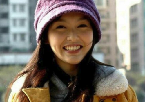 唐嫣出道早期旧照,是不是原装颜值一看就知,网友:真没认出来