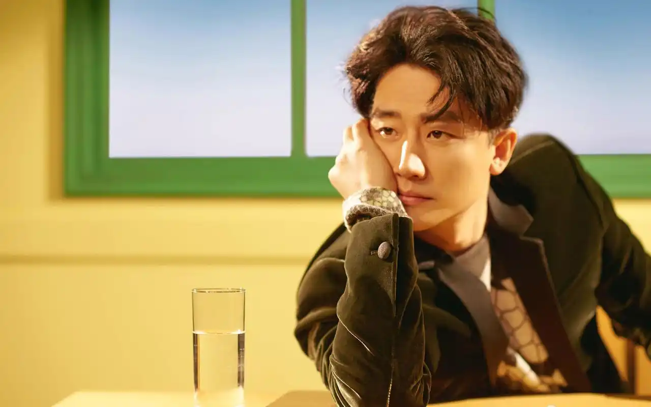 明星帅哥黄轩高清时尚帅气写真图