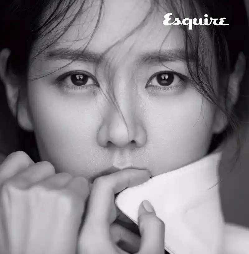 组图:孙艺珍登杂志封面 漂亮姐姐优雅温柔