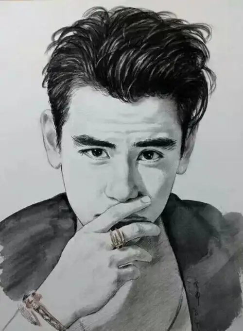 行走中的荷尔蒙 彭于晏