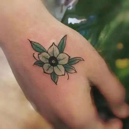 手背樱花纹身图案