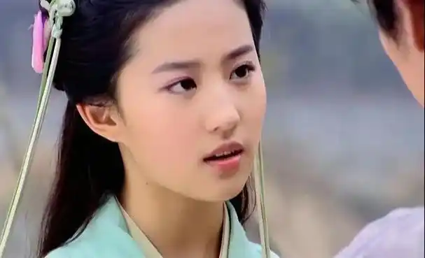 同样演美人出浴刘亦菲祝绪丹对比差异一目了然