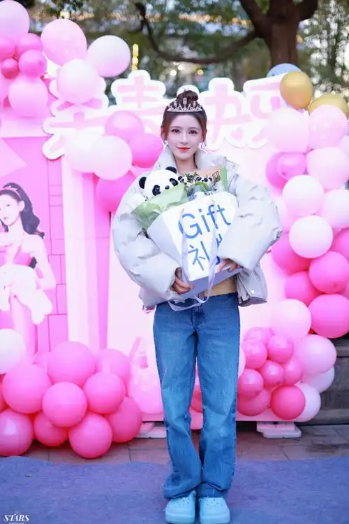 张予曦秦翡##张予曦你的谎言也动听##你的谎言也动听杀青