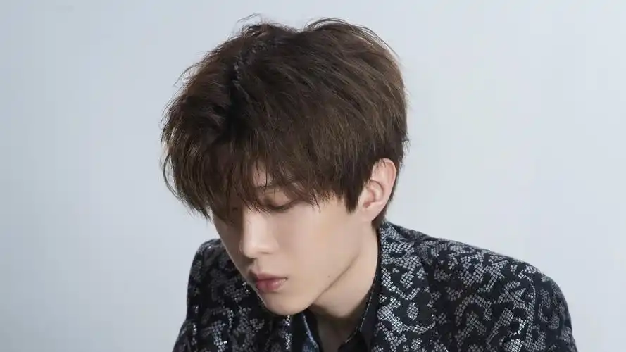 范丞丞时尚帅气魅力写真