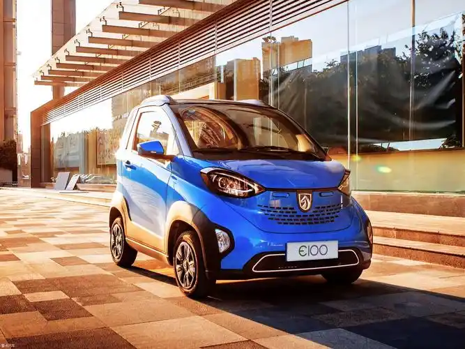 【2018款宝骏e100智享版_整体外观_16/50张图片】_汽车图片大全_爱卡