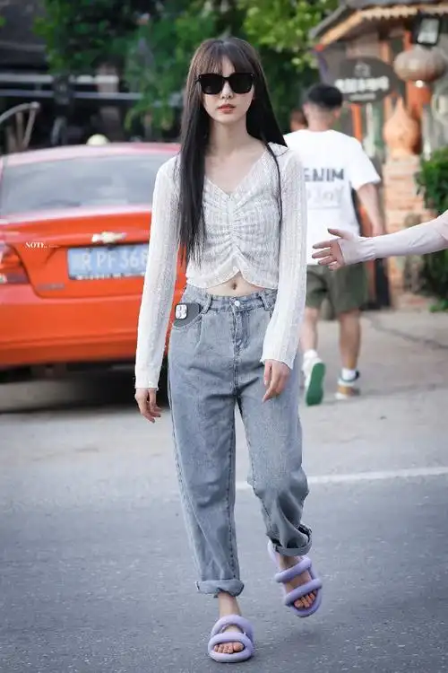 郑乃馨新剧破茧2杀青