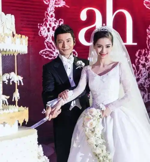 你还记得baby当年向黄晓明表白的微博吗?