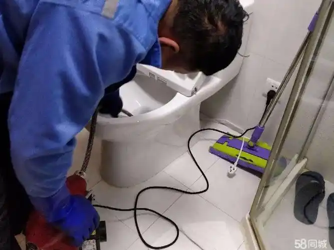 管道疏通维修下水道疏通下水道马桶疏通提供马桶改造马桶维修拆卸疏通