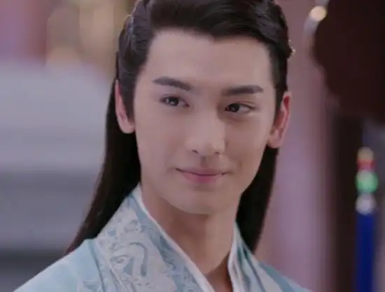 斛珠夫人黄俊捷太帅了虽然只是打酱油但却让人眼前一亮