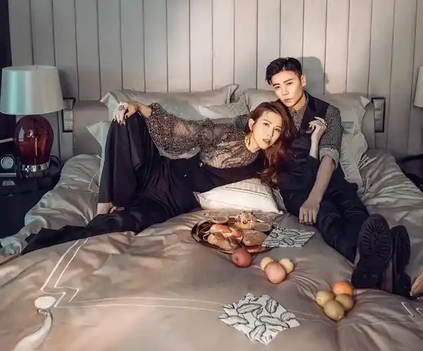 明星双人写真大pk:杨幂秀美腿,马伊琍好土气,胡歌霍建华封神