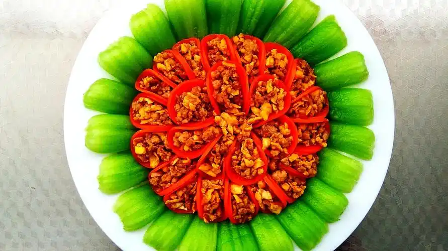 过年待客教你一道特色菜,简单漂亮,端上桌有面子,比红烧肉都香