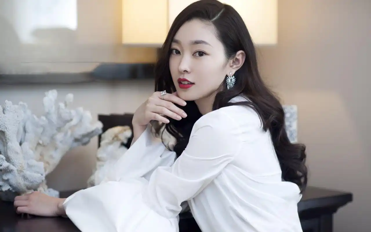 宋轶百变风格魅力写真高清图片桌面壁纸