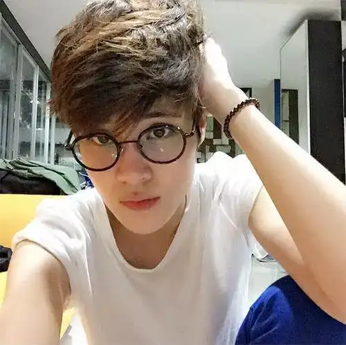 她们比男生还帅盘点泰国最帅女生top20