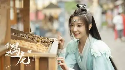 专访穿越火线行走的换装机潘美烨角色让我变得自信起来