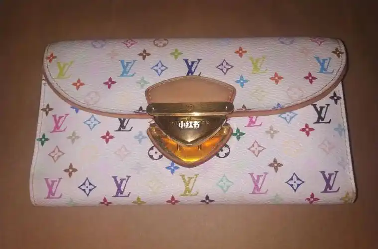 lv白三彩长款钱包