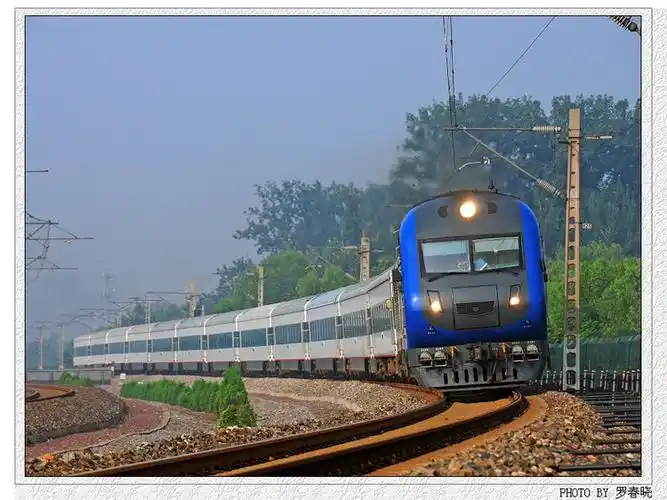 【引用】优秀火车摄影展播-81(糖水也疯狂)
