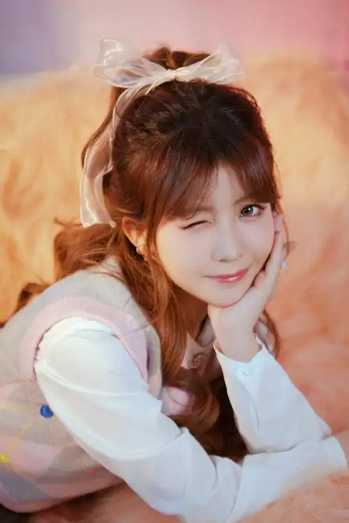 赖美云超话#央视重阳晚会#一曲《honey》唱出思亲之情一声《honey》