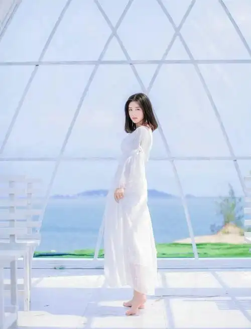 清纯靓丽美女阳光秀气白皙唯美写真