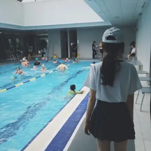 qq头像 50lの杂头丨找男朋友不需要很有钱 自己喜欢就好 "那你 .