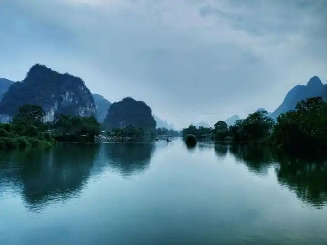 你的手机里有哪些自己拍的真实的风景照