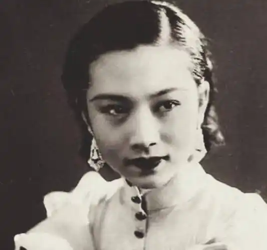 民国名妓叶蓁:欢天喜地做新娘,结果公公变新郎,死后裹草席下葬_袁世凯