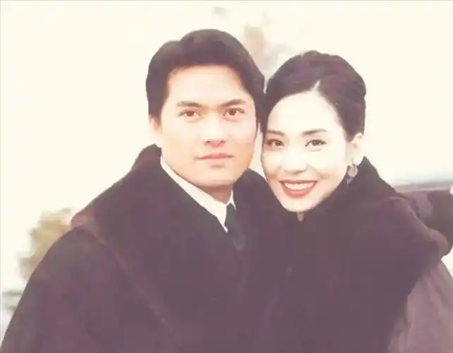 回顾吕良伟十年龙套无人问一朝尬舞天下闻三婚也很幸福