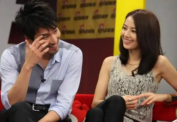 也许现在的他们,包括高圆圆在内,过得并不如人们想象的那么美满幸福.