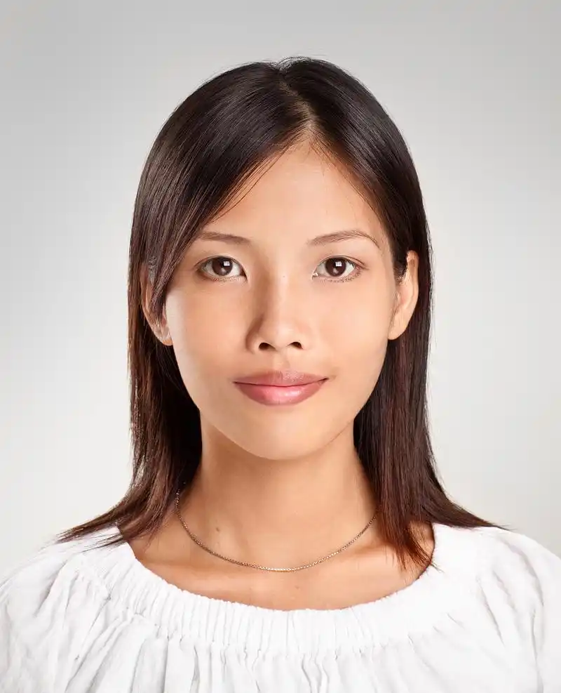 本文介绍了四寸照片的尺寸大小,通常为10.2厘米×15.