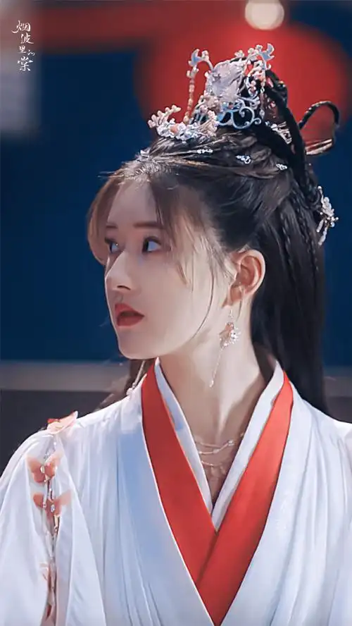 造型#[小红花]#赵露思演的桑祈好可爱#截修,赵露思古装真是好萌好可爱