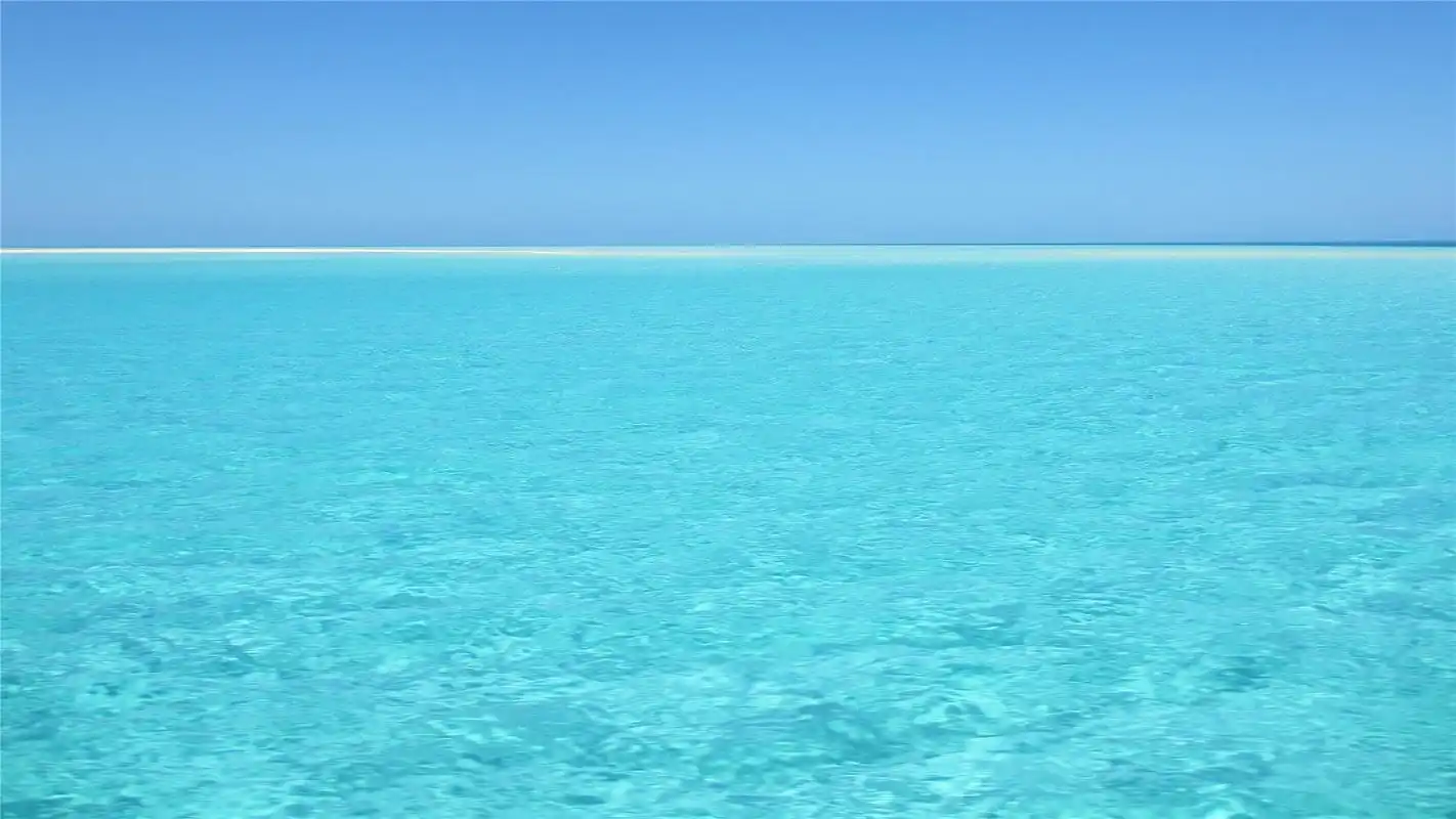 蔚蓝大海唯美高清桌面壁纸